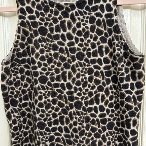 Ann Taylor leopard design sweater set XS - Picture 3 of 8